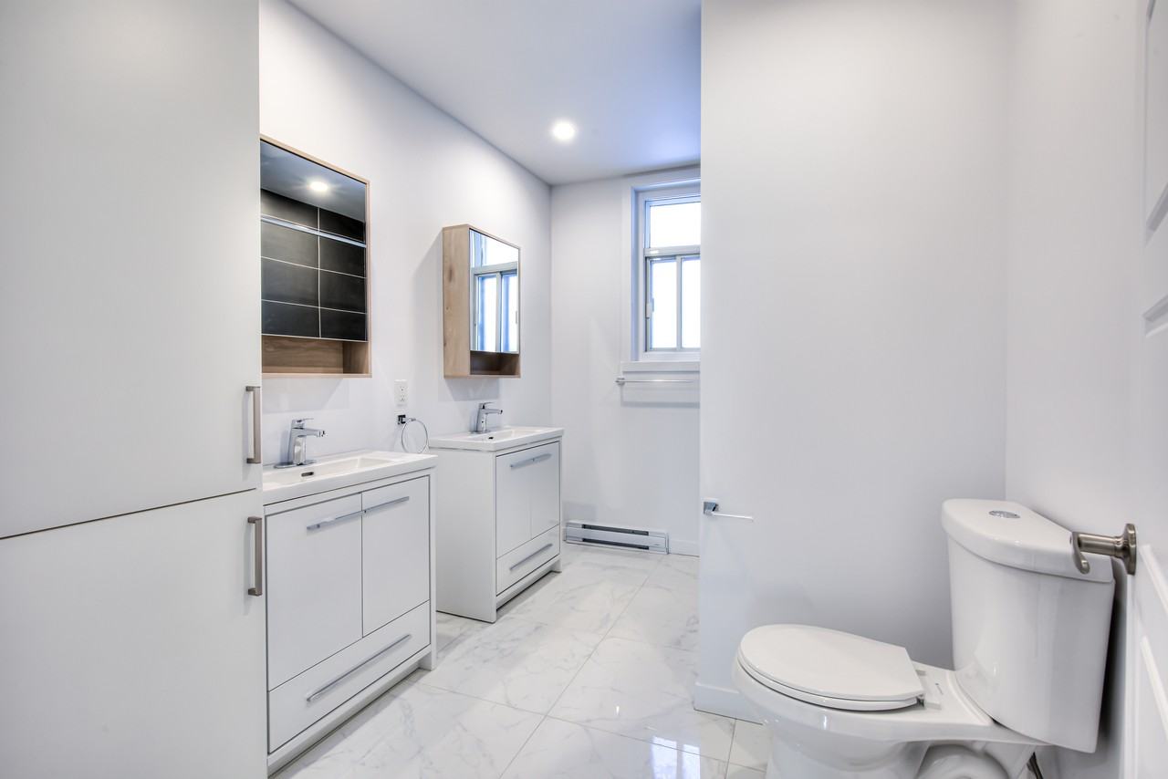 StHenri Apartments 339 Rue SaintPhilippe C, Montréal, QC H4C 2T9