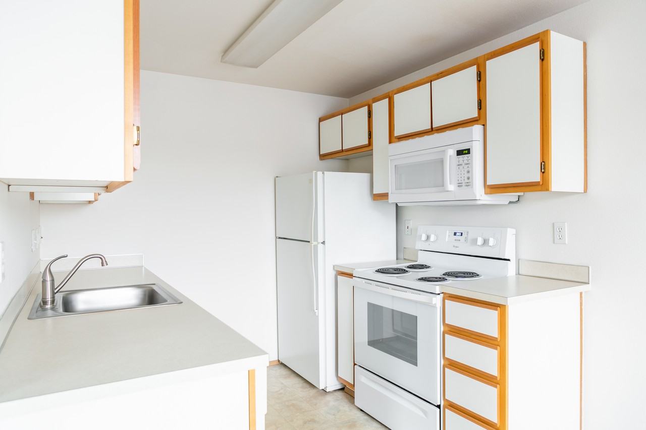 Willow Creek Apartments 872 Belmont Avenue Southwest, Albany, OR