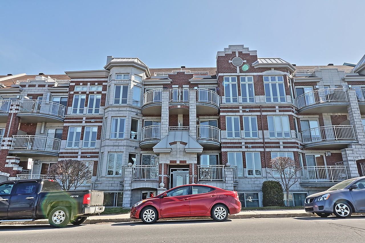 9873 Boul Lasalle, Montréal, QC H8R 2N9 2 Bedroom Condo for 2,350