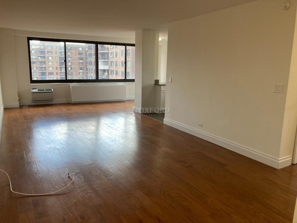 Malcolm X Blvd #14D - Photo 2 of 4