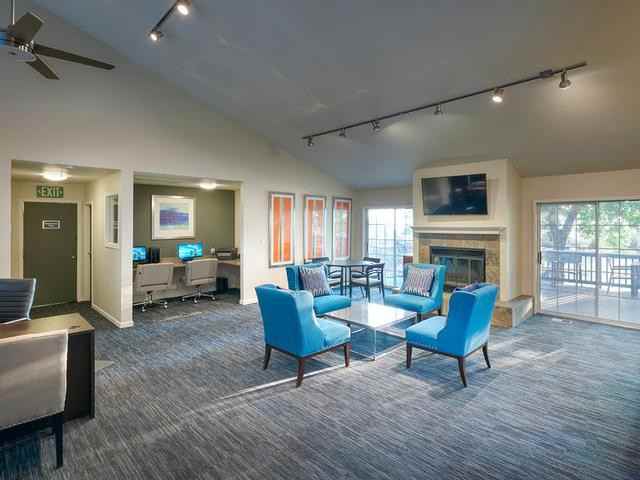 1187 S Beech Dr - Photo 3 of 21