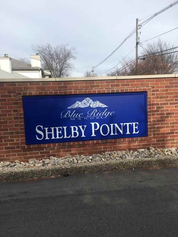 307 Rosewood Dr - Photo 2 of 22