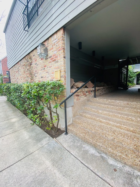 1414 Castle Ct #17 - Photo 6 of 14