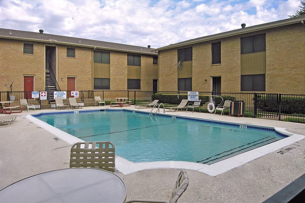 3016 Pipeline Rd E 324g - Photo 3 of 6