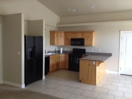 23 E 450 N - Photo 2 of 4