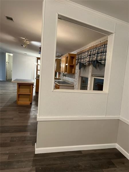 167 Maynard Ln - Photo 2 of 19