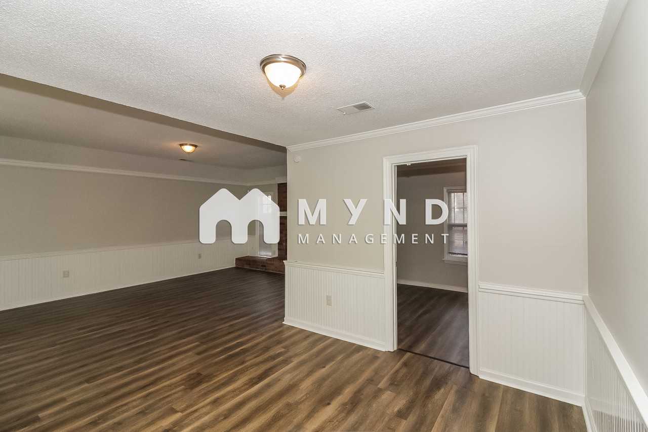 4586 Leash Ln - Photo 2 of 17