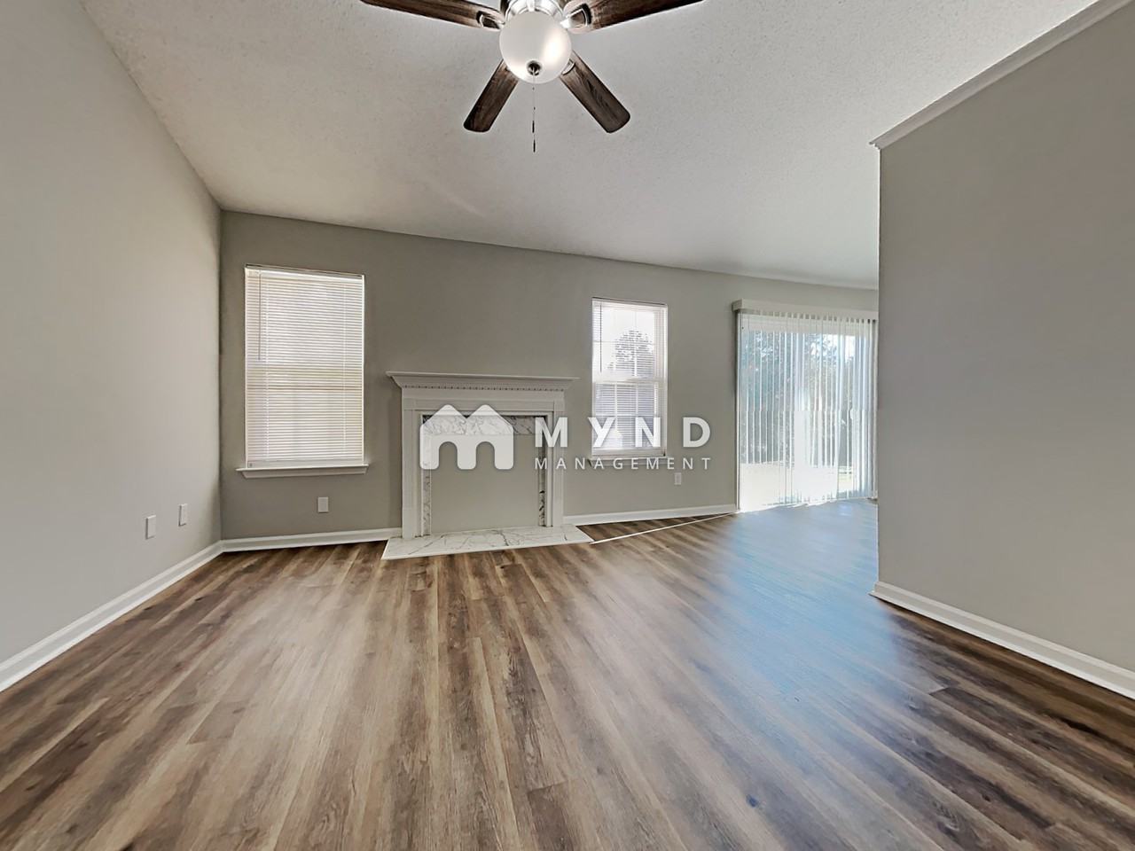 4312 Biesterfield Dr - Photo 2 of 13