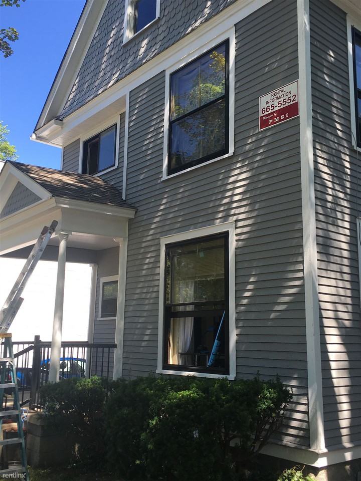 507 Lawrence St - Photo 2 of 11