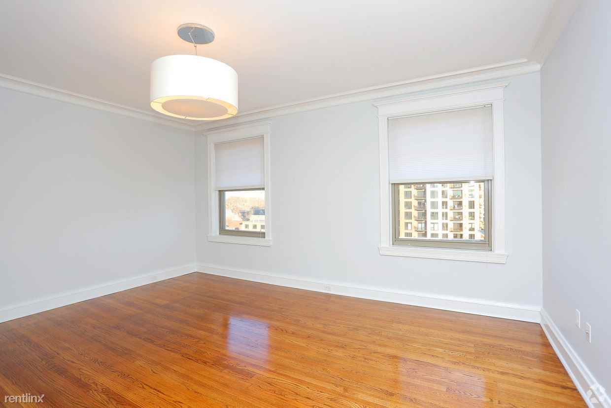 4931 Lindell Blvd - Photo 2 of 3