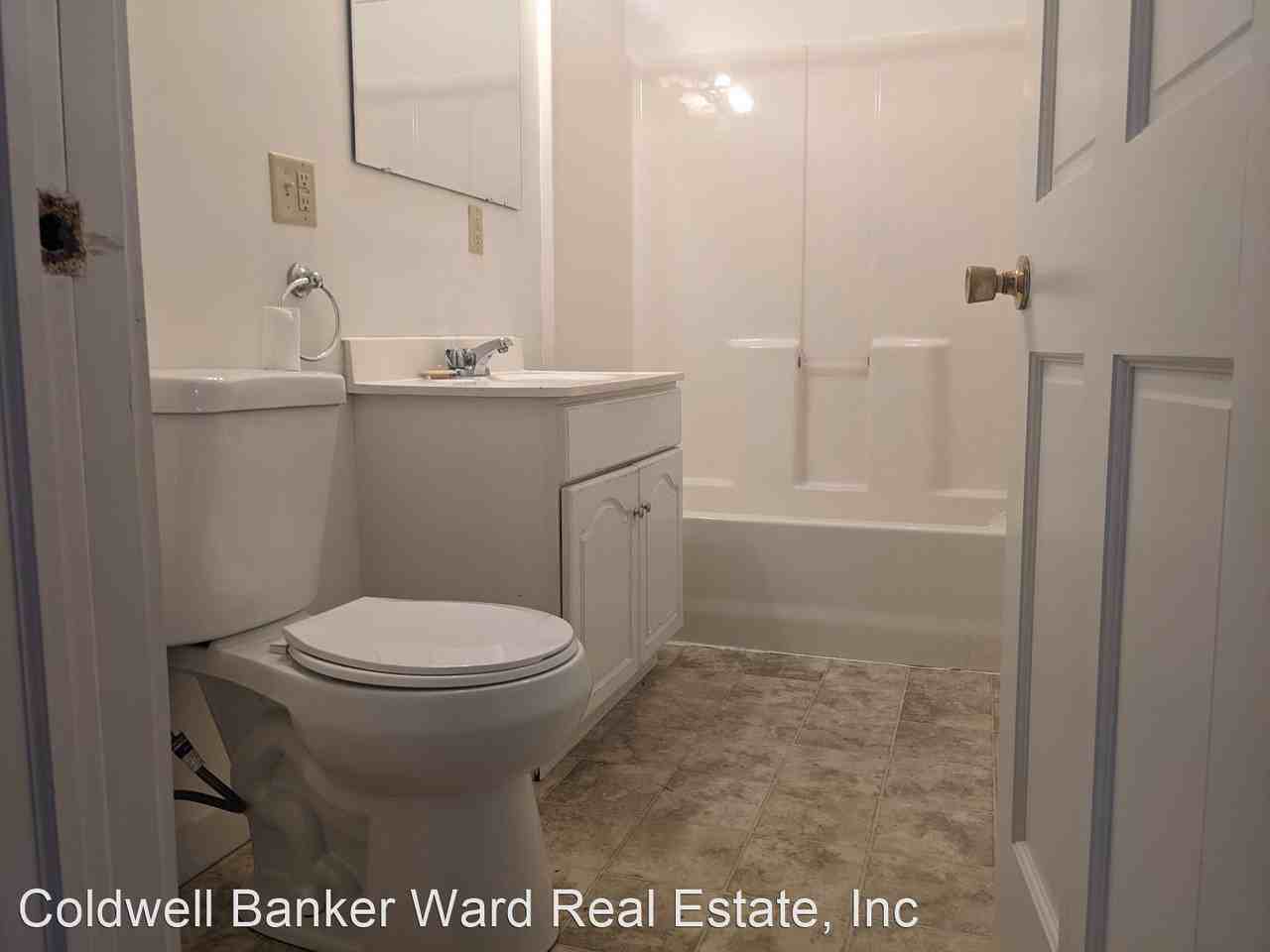 802.5 Cottage Street - Photo 3 of 9