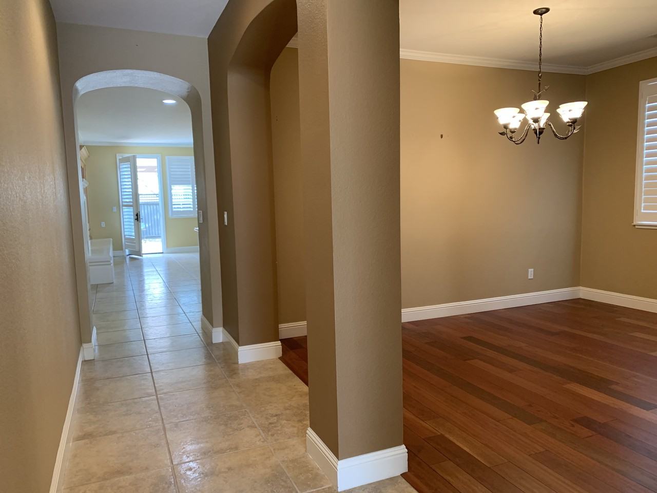 1306 Remington Ct - Photo 2 of 23