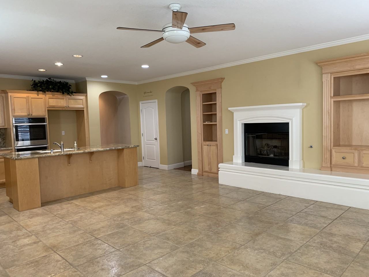 1306 Remington Ct - Photo 7 of 23