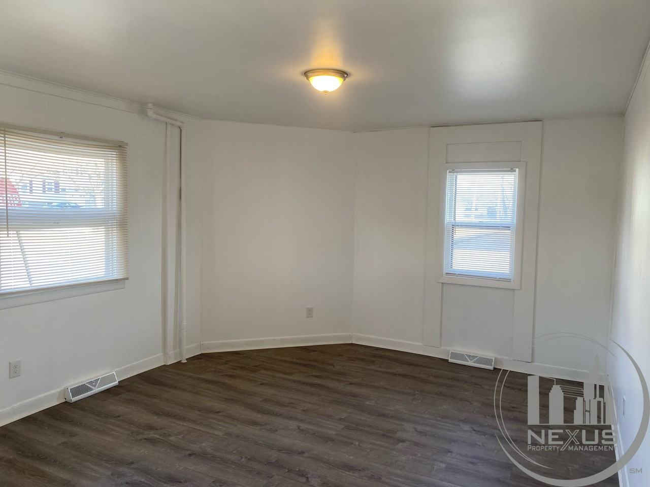 449 Bullocks Point Ave - Photo 2 of 13