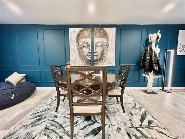 5605 Av Macdonald - Photo 3 of 17