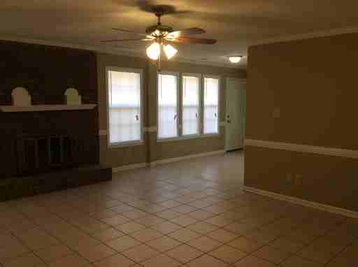 3028 Guillory St - Photo 2 of 11