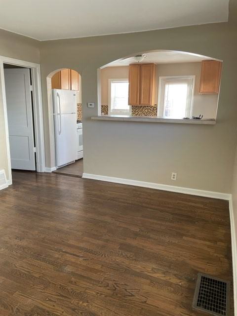 1905 Paris Street - Photo 6 of 8