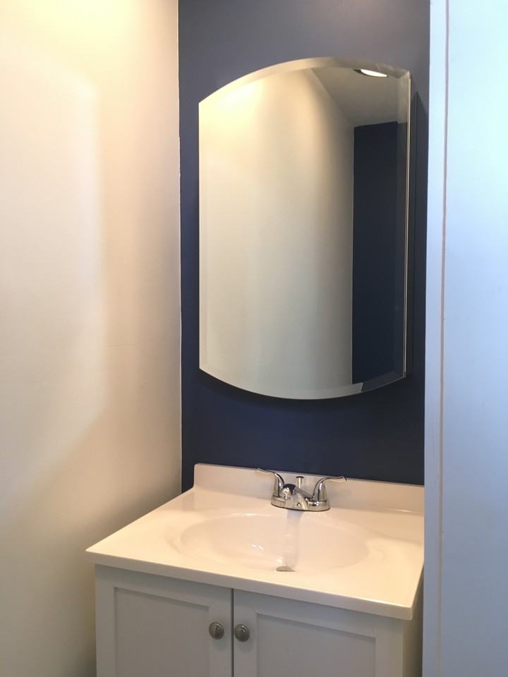 601 Clinton Ave - Photo 4 of 14