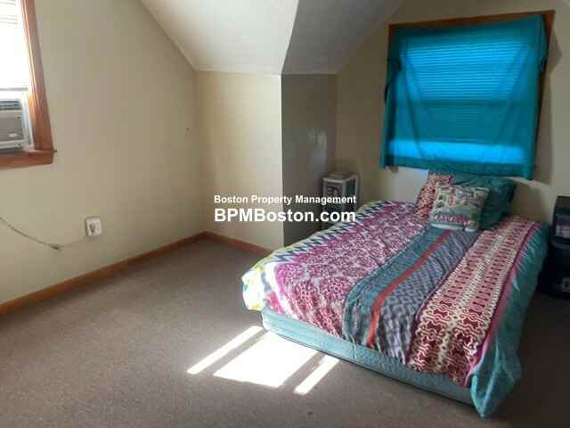 246 Concord St #3 - Photo 3 of 3