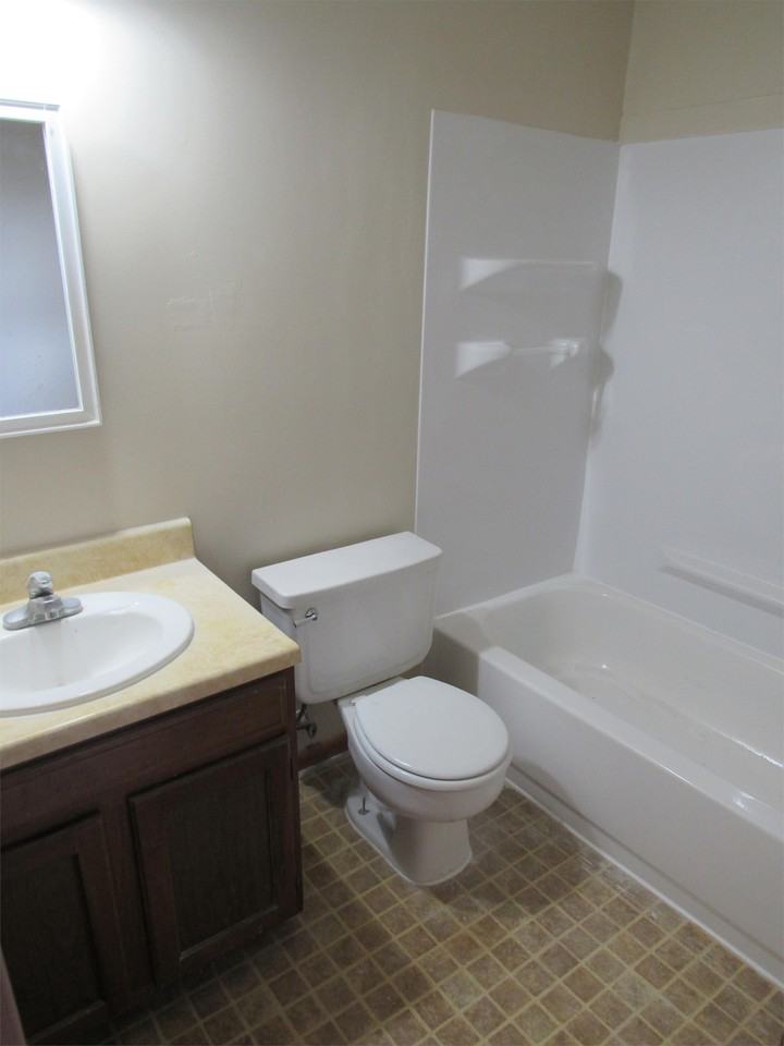 100 W. 6th - 2 #2 - Photo 3 of 12