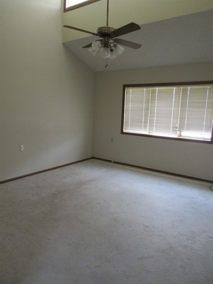 100 W. 6th - 2 #2 - Photo 6 of 12