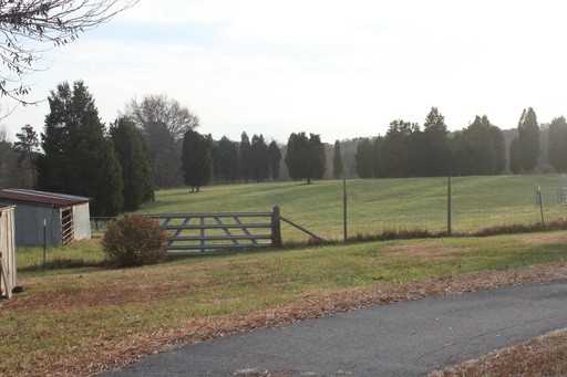 985 Long Ferry Rd - Photo 2 of 10