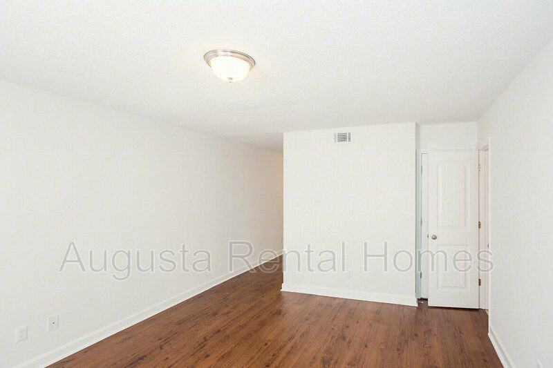 4011 4011 - Photo 5 of 26