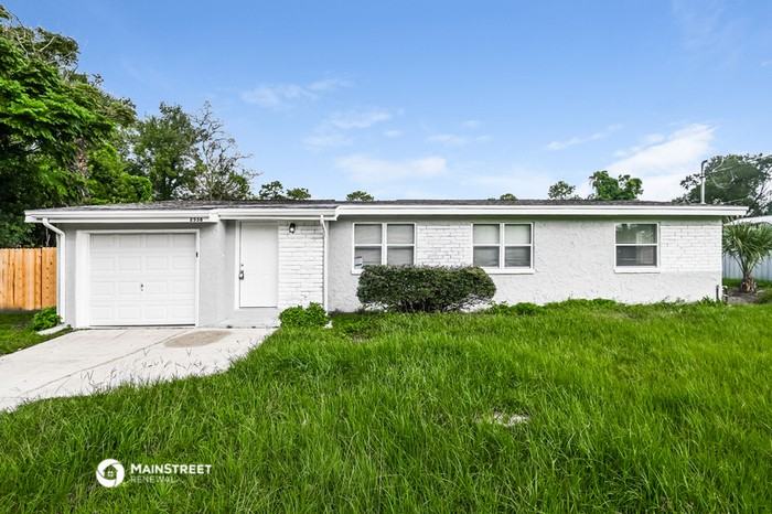 2536 Emily Ln - Photo 2 of 17