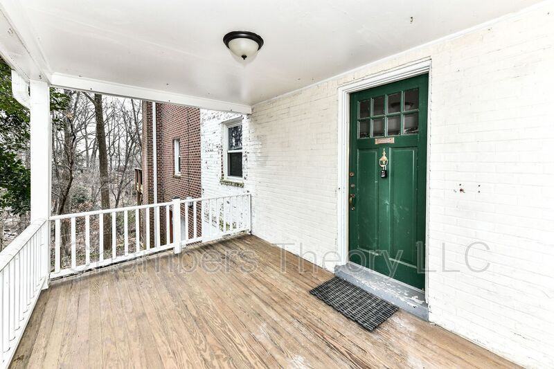 19 S Aberdeen St - Photo 3 of 40