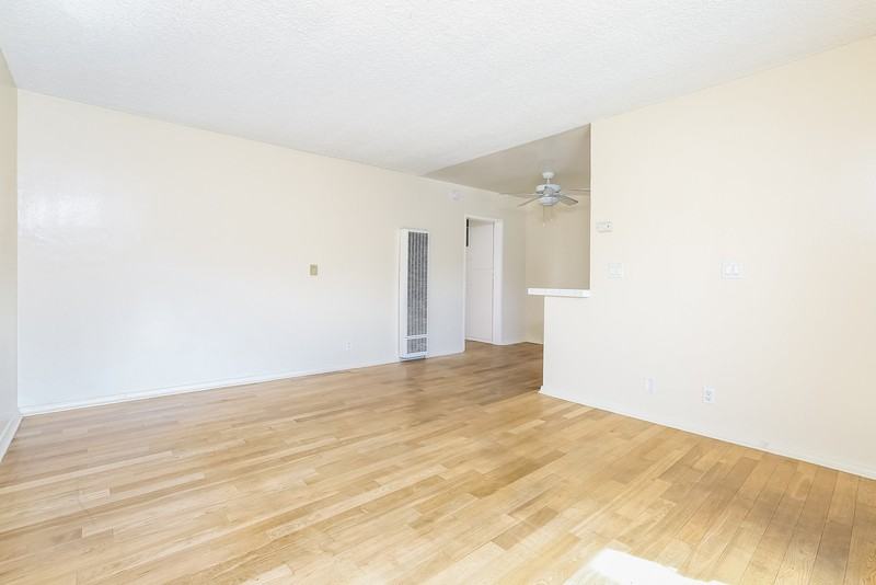 2611 Ocean Ave - Photo 3 of 24