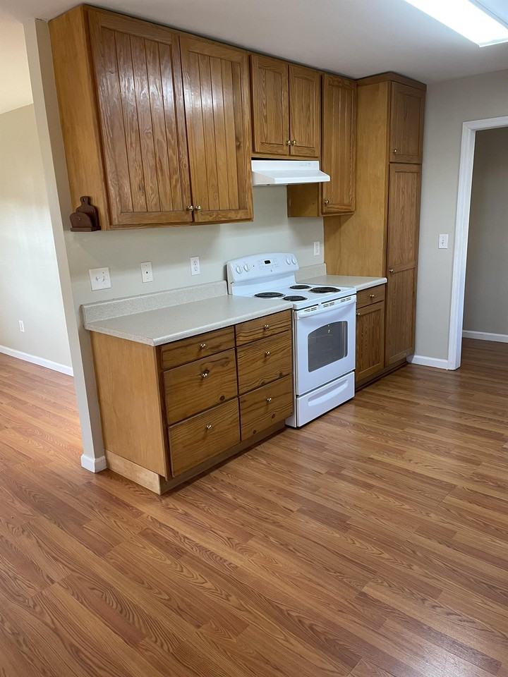 883 N Cool Ave #1 - Photo 3 of 18