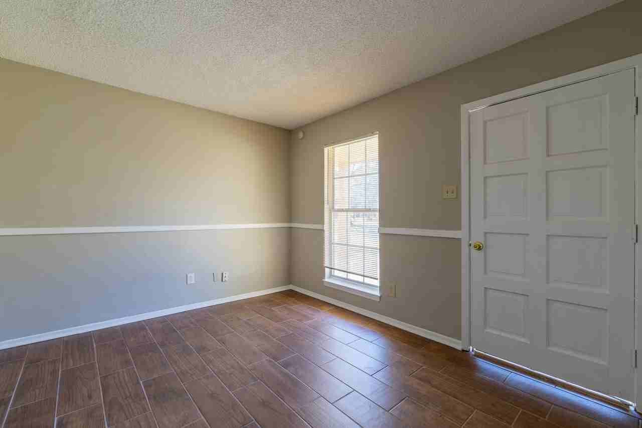 6560 Greenbriar Dr #1 - Photo 7 of 20