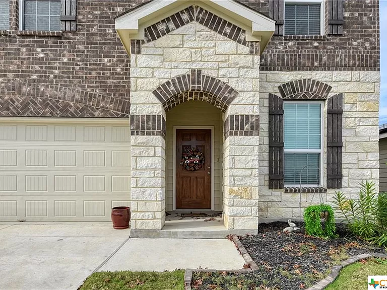 308 Autumn Rouge - Photo 2 of 19