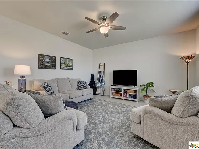 308 Autumn Rouge - Photo 4 of 19