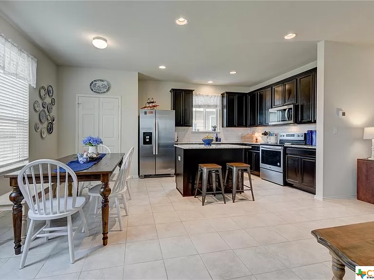 308 Autumn Rouge - Photo 5 of 19