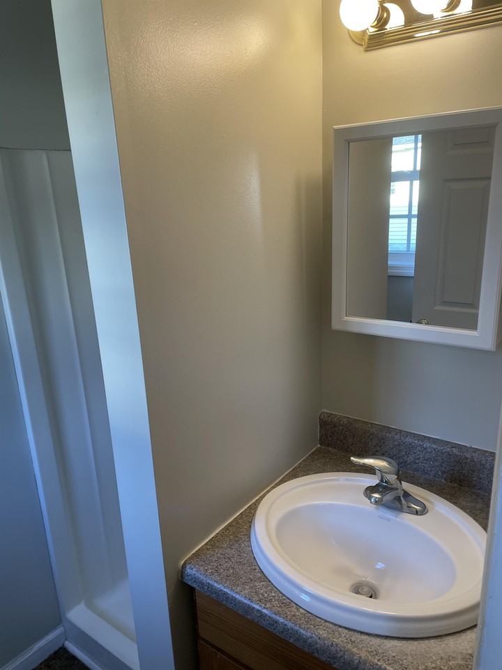 883 N Cool Ave #1 - Photo 7 of 18