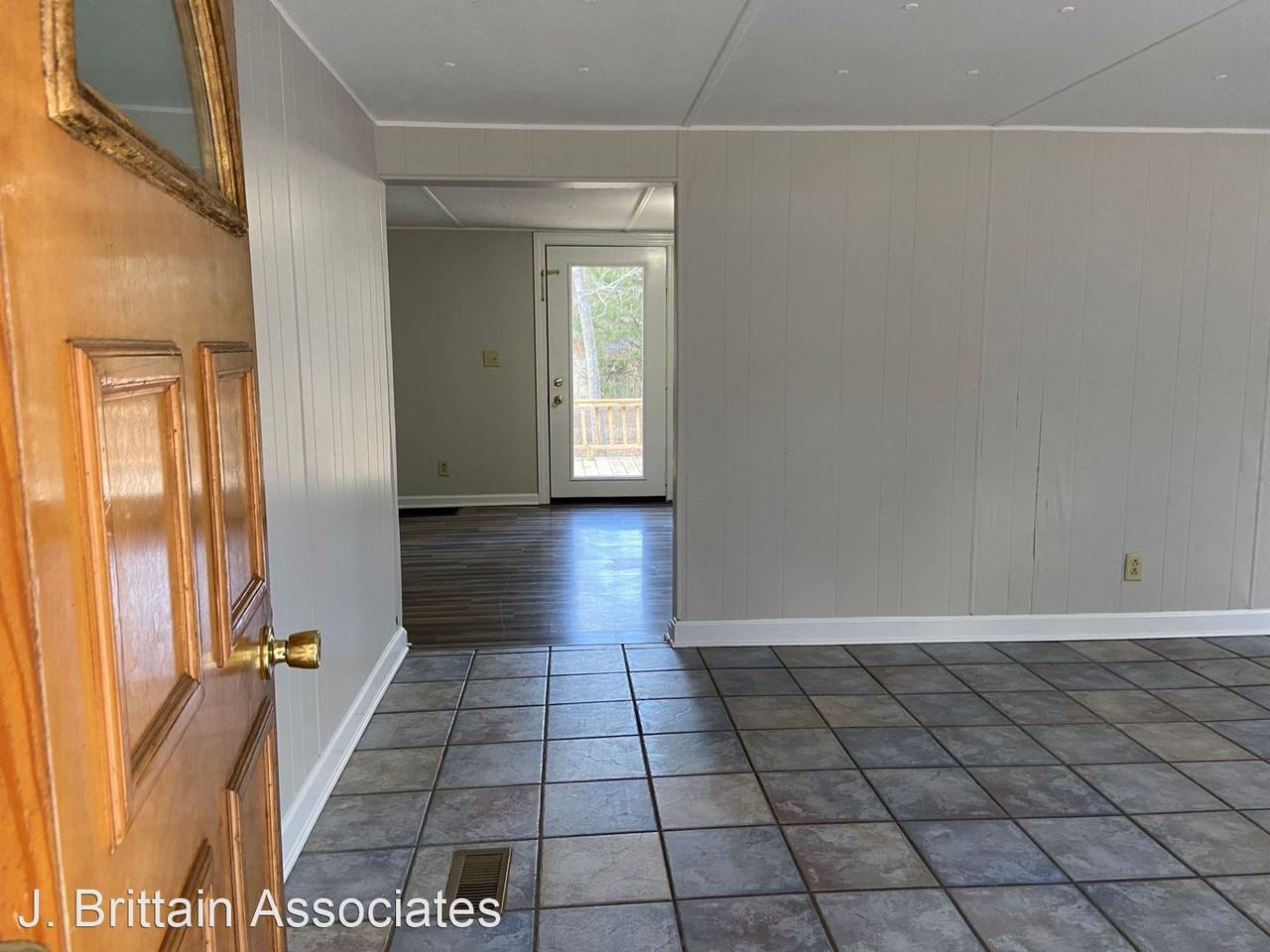 15 Savage Way - Photo 3 of 19