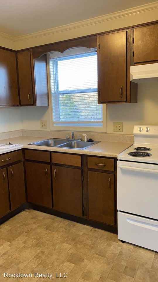 47 Pleasant Hill Rd - Photo 2 of 7