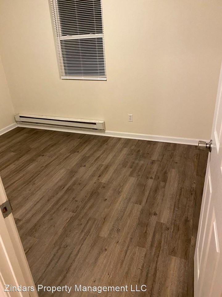 206 N Scott Street - Photo 3 of 11