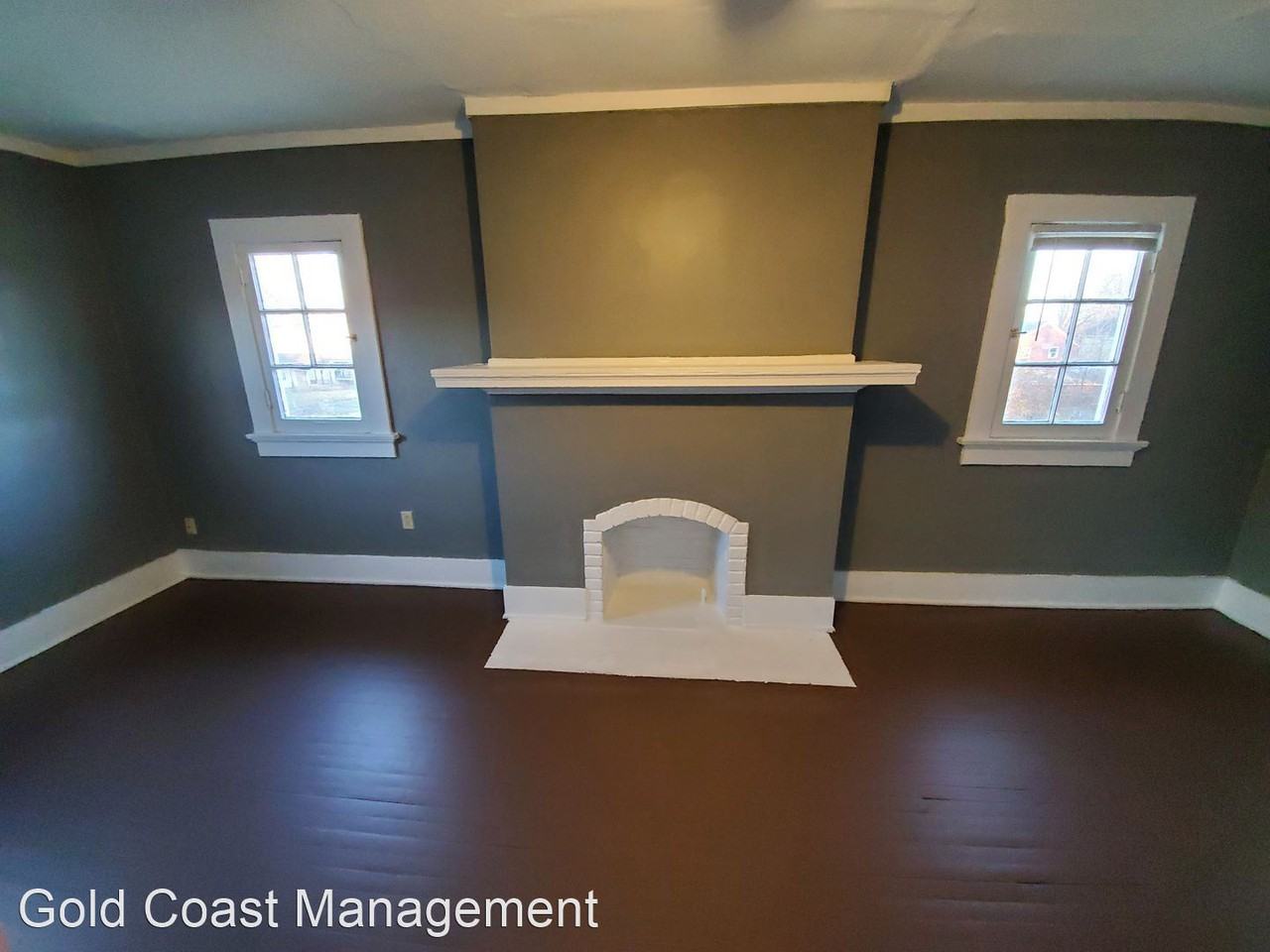 920 Superior Ave - Photo 2 of 15