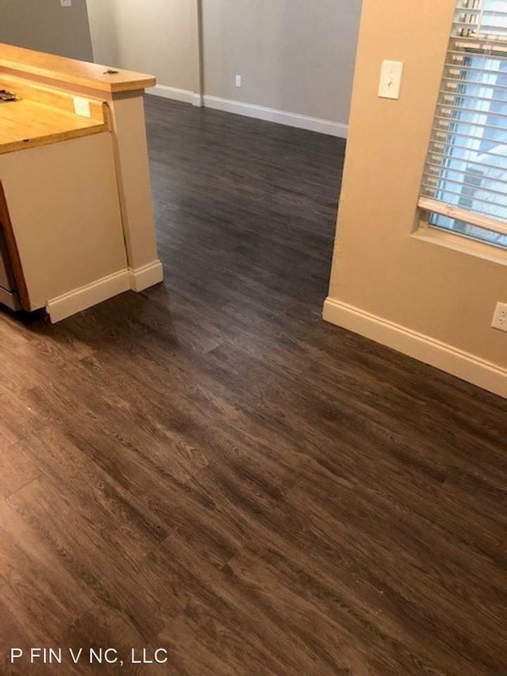 103 Swing Ct - Photo 3 of 19