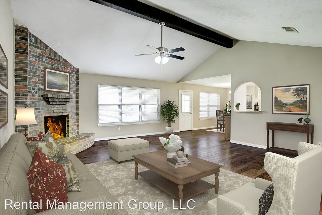 16778 Gleneagle Dr N - Photo 3 of 15