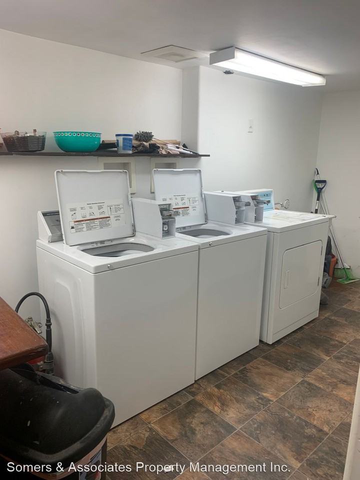 220 Baranof Ave - Photo 3 of 22