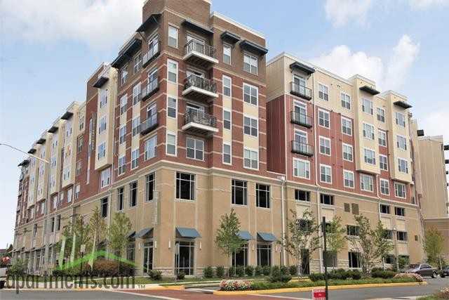 Corner 4209 - Photo 3 of 24