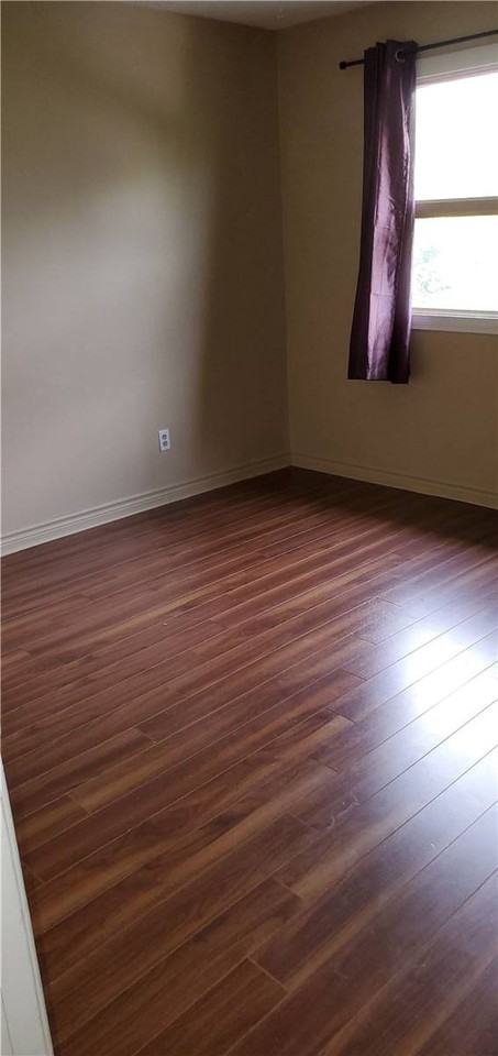 95 Weybridge Trail - Photo 2 of 10