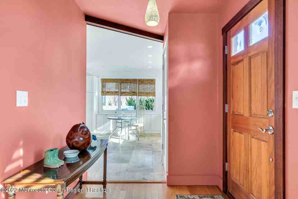35 Birch Avenue - Photo 3 of 10