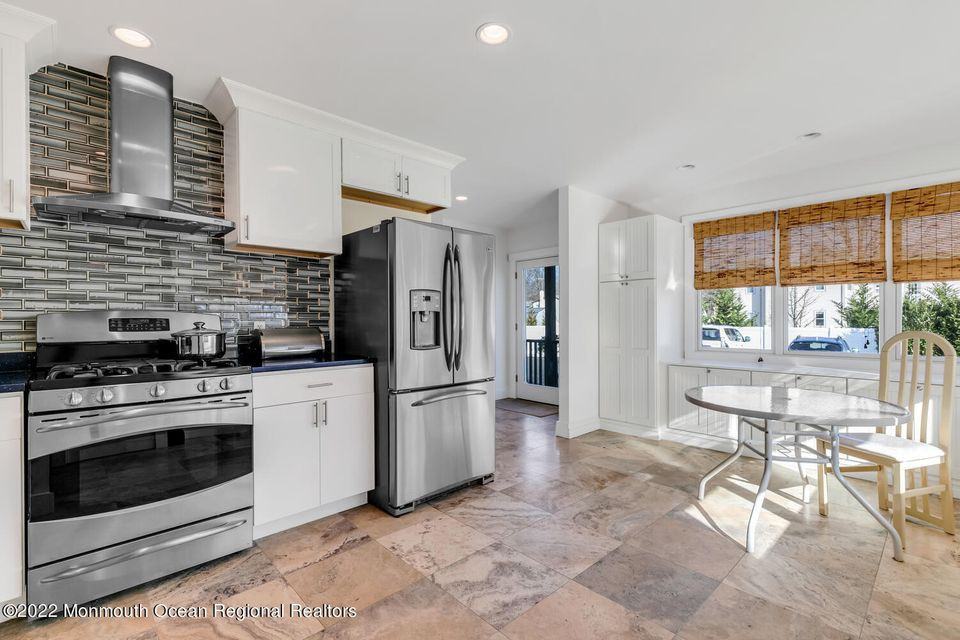 35 Birch Avenue - Photo 2 of 10
