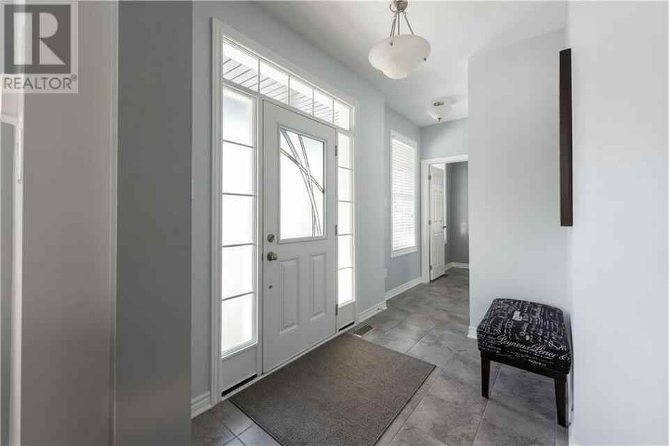 225 Ponderosa Street - Photo 6 of 11