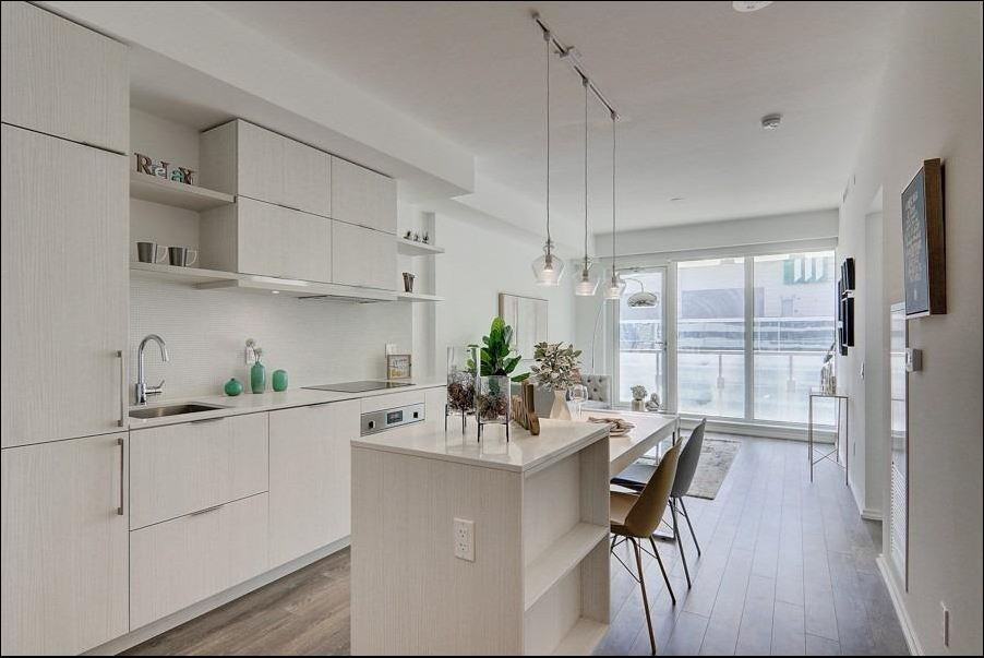 197 Yonge Street - Photo 2 of 14