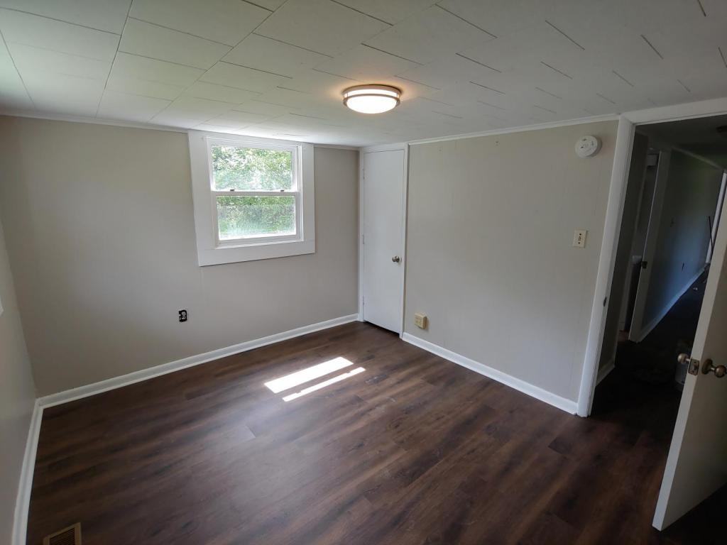 73 Pomeroy Rd - Photo 5 of 6